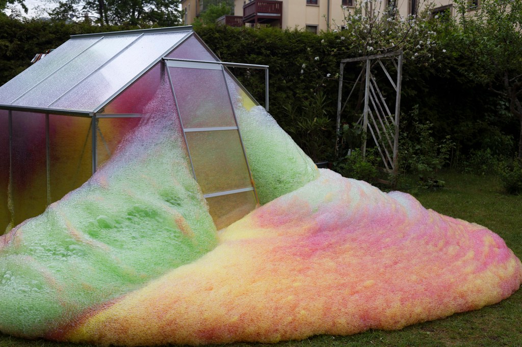 greenhouse – inside&nbsp;out